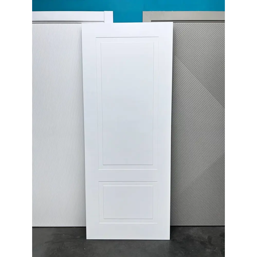 Фото 3 Комплект межкомнатной двери Wanmark Стефани-2 глухая 190x60см эмаль цвет белый с коробом и наличниками