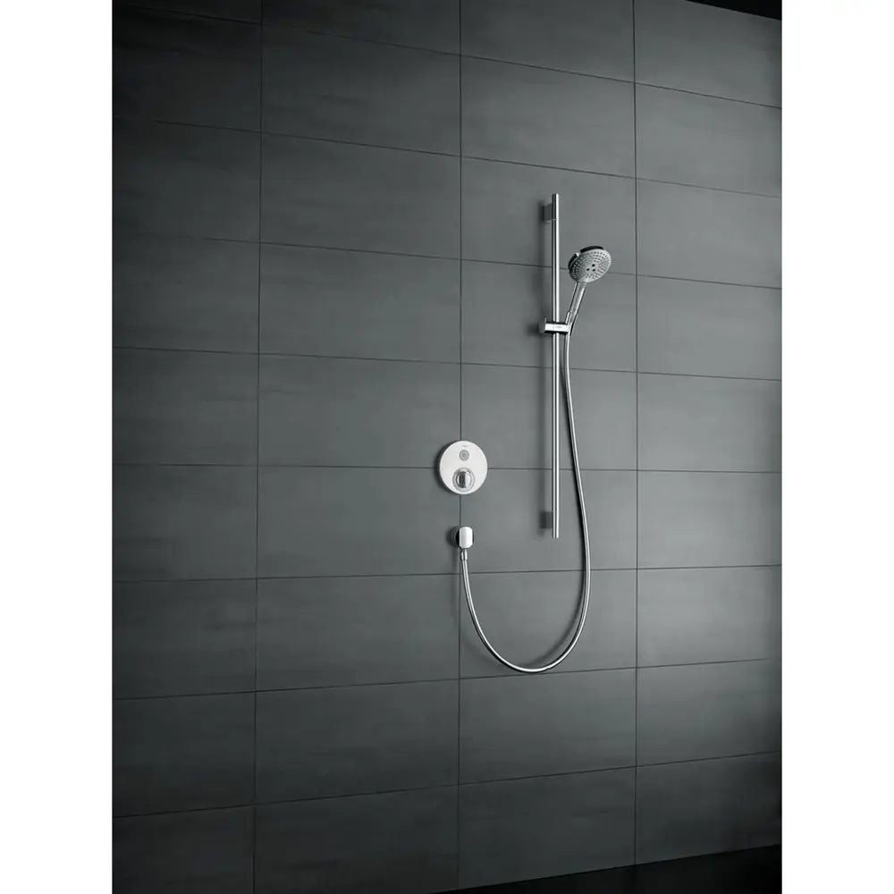 Фото 4 Смеситель для душа Hansgrohe 15747000 однорычажный цвет хром Фото 4 Смеситель для душа Hansgrohe 15747000 однорычажный цвет хром