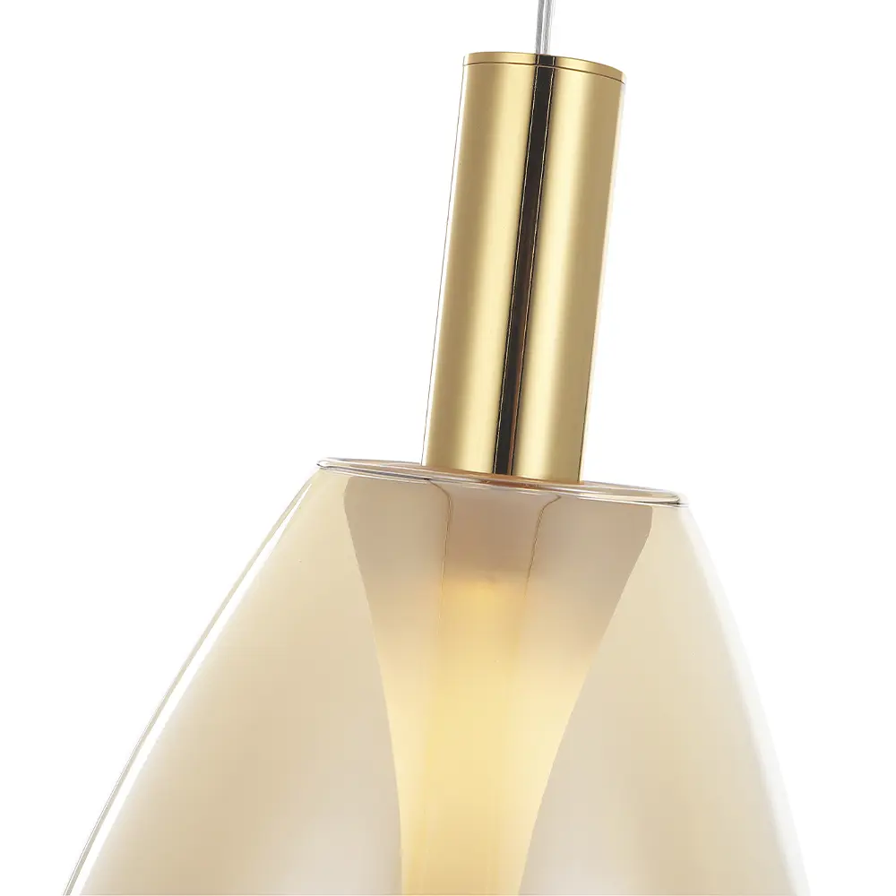 Фото 3 Светильник подвесной светодиодный Crystal Lux Gaudi amber 2 м² теплый белый (желтый) свет цвет золото Фото 3 Светильник подвесной светодиодный Crystal Lux Gaudi amber 2 м² теплый белый (желтый) свет цвет золото