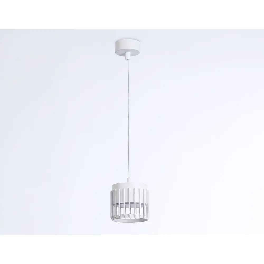 Фото 3 Светильник подвесной светодиодный Ambrella Techno spot tn71170 3 м² теплый белый (желтый) свет цвет белый Фото 3 Светильник подвесной светодиодный Ambrella Techno spot tn71170 3 м² теплый белый (желтый) свет цвет белый