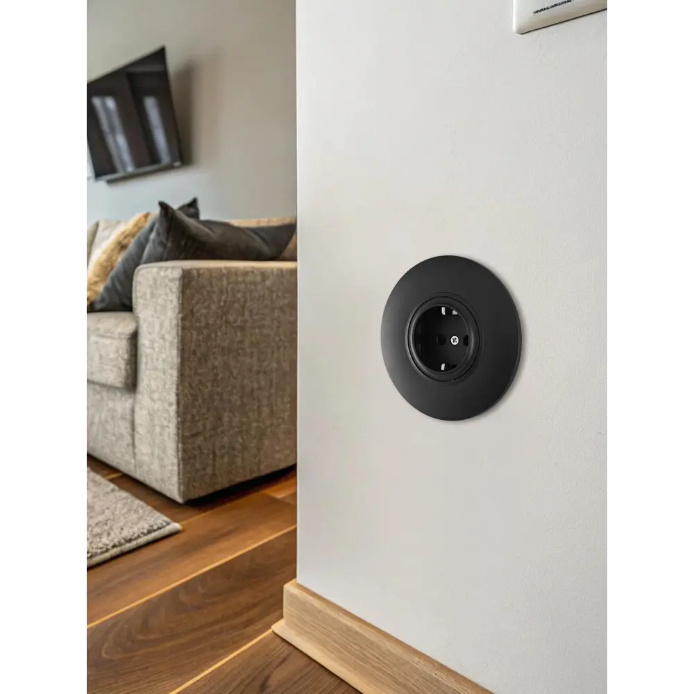 Фото 5 Розетка встраиваемая Arte milano SET08-1-40-1.black с заземлением цвет черный