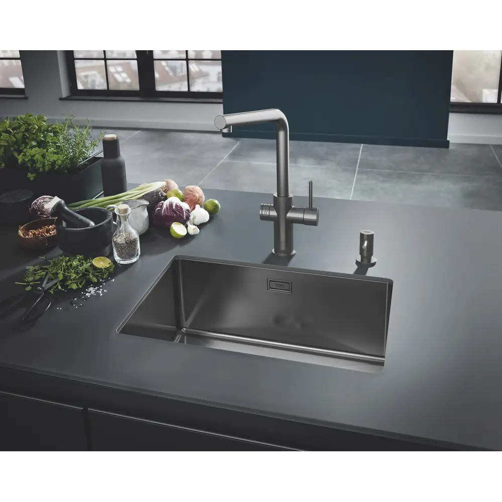 Фото 6 Дозатор жидкого мыла GROHE Cosmopolitan встраиваемый темный графит матовый 40535AL0 Фото 6 Дозатор жидкого мыла GROHE Cosmopolitan встраиваемый темный графит матовый 40535AL0