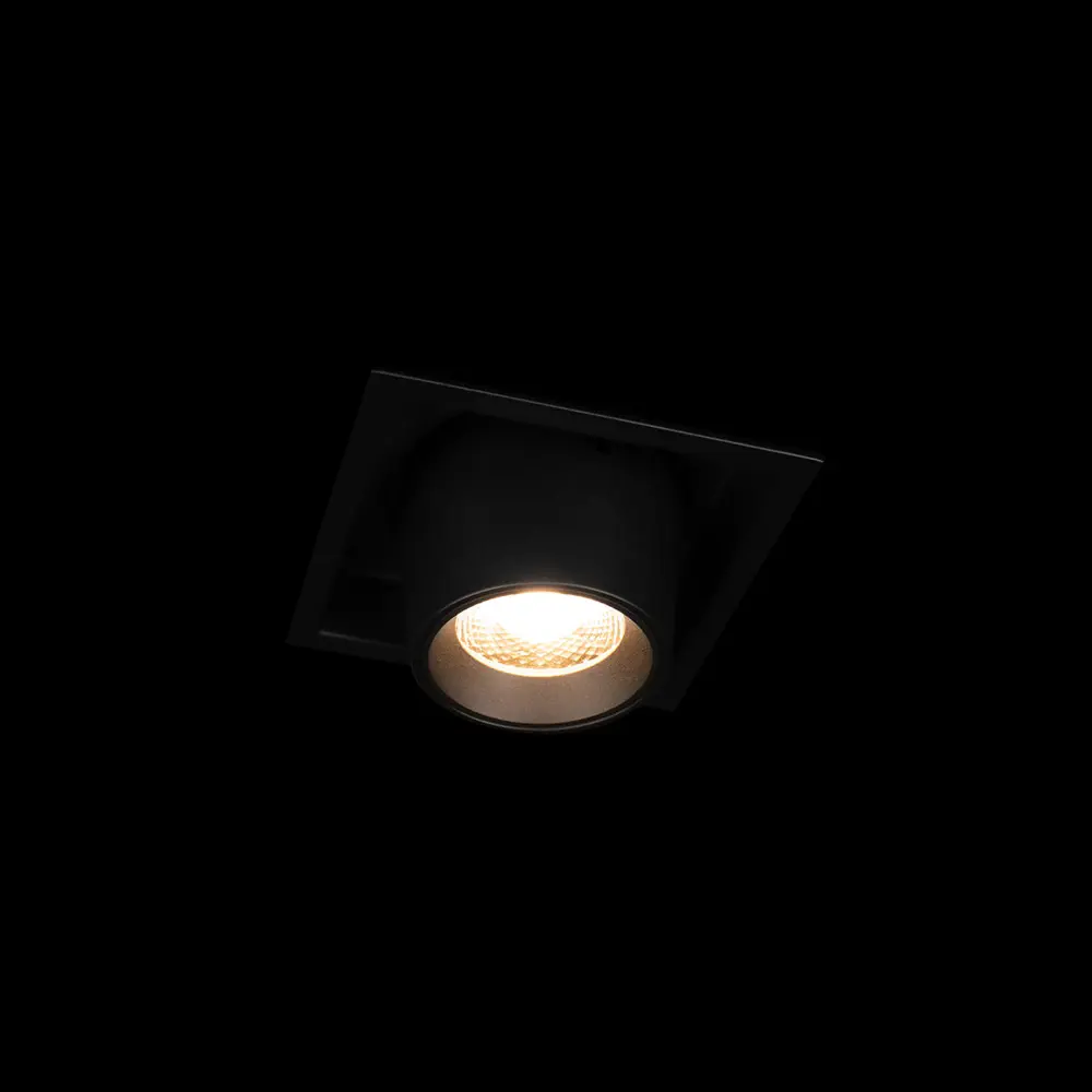Фото 2 Светильник точечный встраиваемый светодиодный Loft It Flash 10319-b black под отверстие 75 мм 7 Вт холодный белый (голубой) свет цвет черный Фото 2 Светильник точечный встраиваемый светодиодный Loft It Flash 10319-b black под отверстие 75 мм 7 Вт холодный белый (голубой) свет цвет черный
