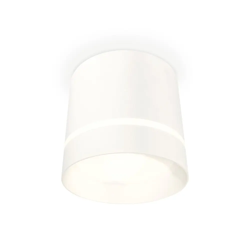 Фото Светильник точечный накладной Ambrella light Xs8110006 2 м² цвет белый Фото Светильник точечный накладной Ambrella light Xs8110006 2 м² цвет белый