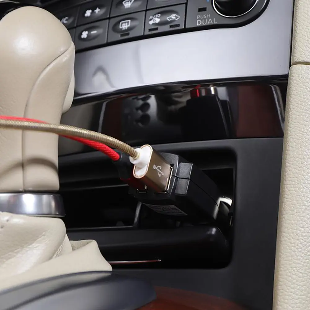 Фото 4 Автомобильное зарядное устройство Rexant USBx2 5 V 1000 mA Фото 4 Автомобильное зарядное устройство Rexant USBx2 5 V 1000 mA