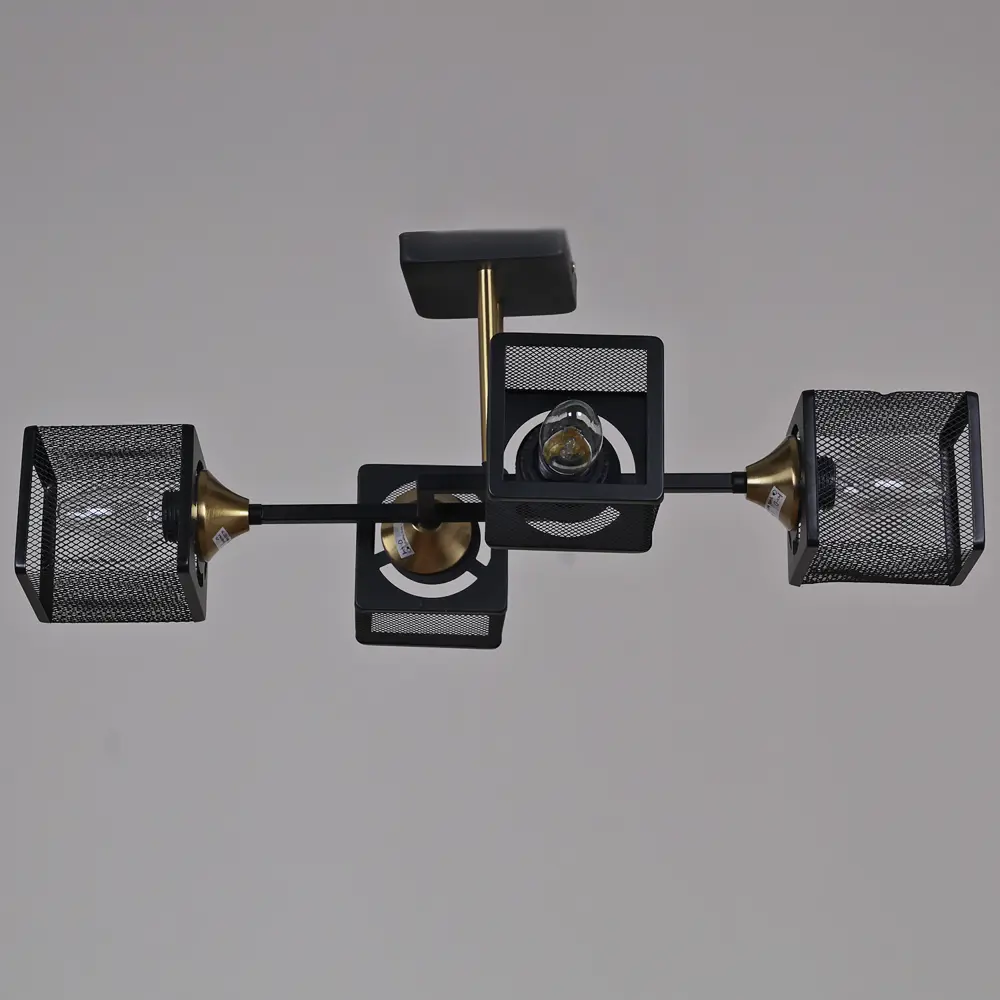 Фото 4 Люстра на штанге Reluce 06400-0.3-04 bk+cop 4 лампы 24 м² цвет золото/черный Фото 4 Люстра на штанге Reluce 06400-0.3-04 bk+cop 4 лампы 24 м² цвет золото/черный