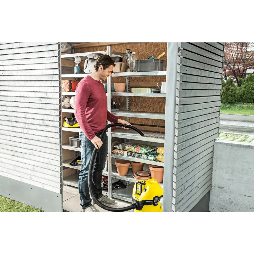 Фото 4 Пылесос строительный аккумуляторный Karcher WD 3 Battery Set, 300 Вт, 17 л Фото 4 Пылесос строительный аккумуляторный Karcher WD 3 Battery Set, 300 Вт, 17 л