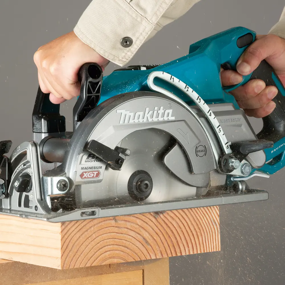 Фото 8 Пила дисковая аккумуляторная Makita XGT RS001GZ, 40 В Li-Ion без АКБ и ЗУ, 190 мм Фото 8 Пила дисковая аккумуляторная Makita XGT RS001GZ, 40 В Li-Ion без АКБ и ЗУ, 190 мм