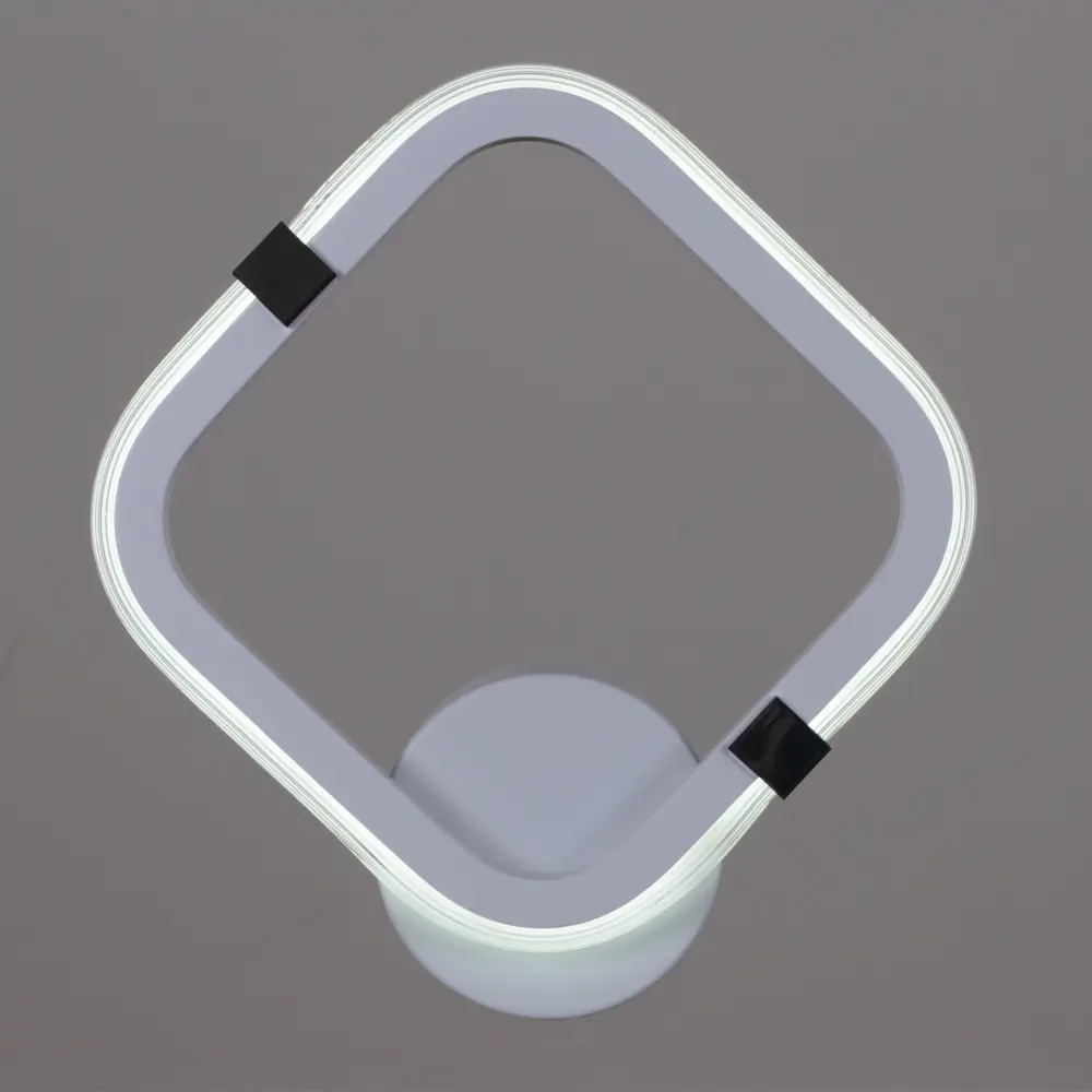 Фото 3 Настенный светильник светодиодный Reluce 06321-3.2-01 wh/cr регулируемый белый свет цвет белый