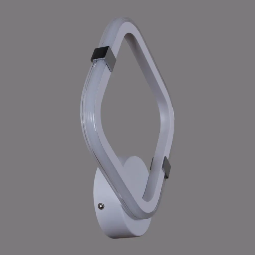 Фото 2 Настенный светильник светодиодный Reluce 06321-3.2-01 wh/cr регулируемый белый свет цвет белый