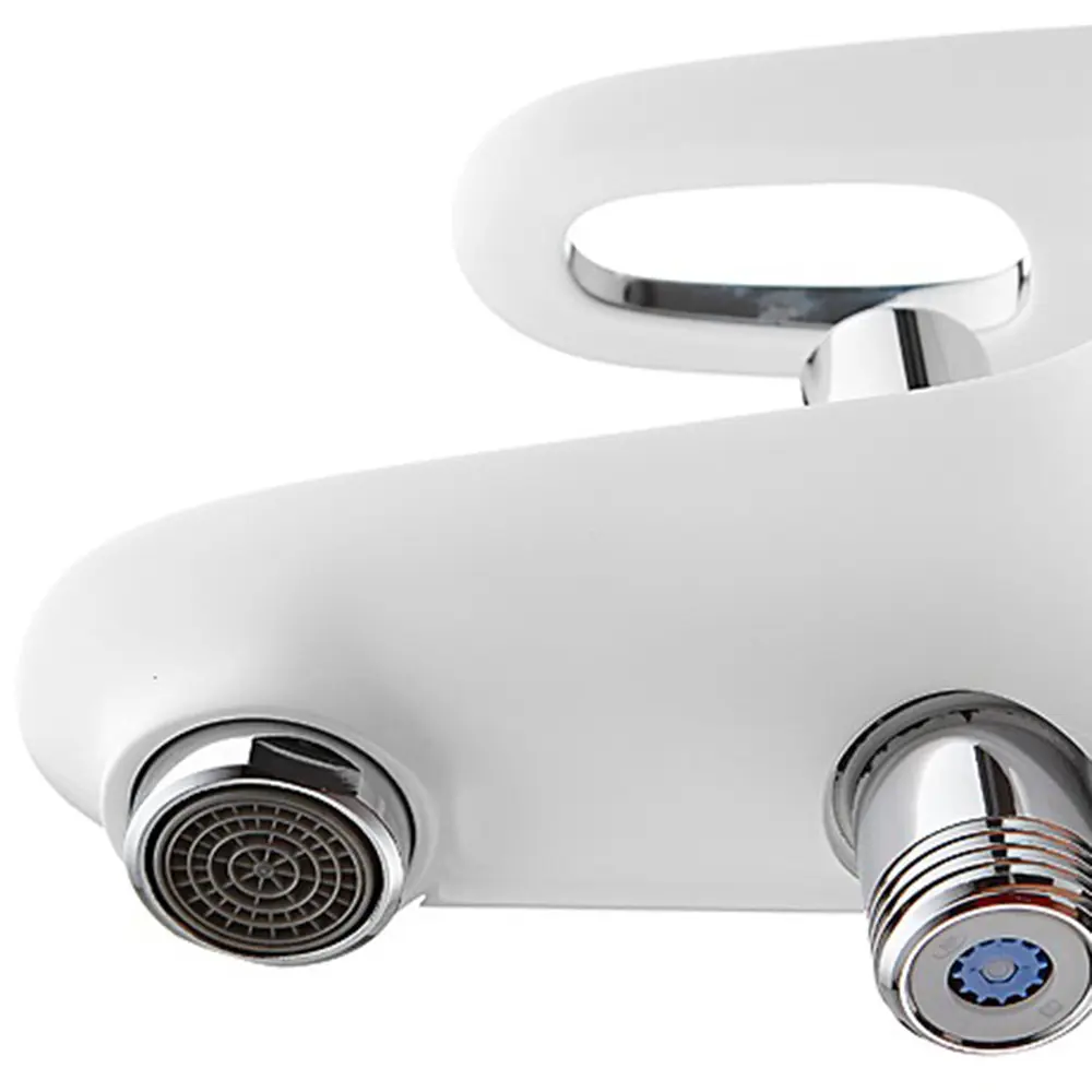 Фото 3 Однорычажный смеситель для ванны Grohe Eurostyle хром 33591LS3 Фото 3 Однорычажный смеситель для ванны Grohe Eurostyle хром 33591LS3