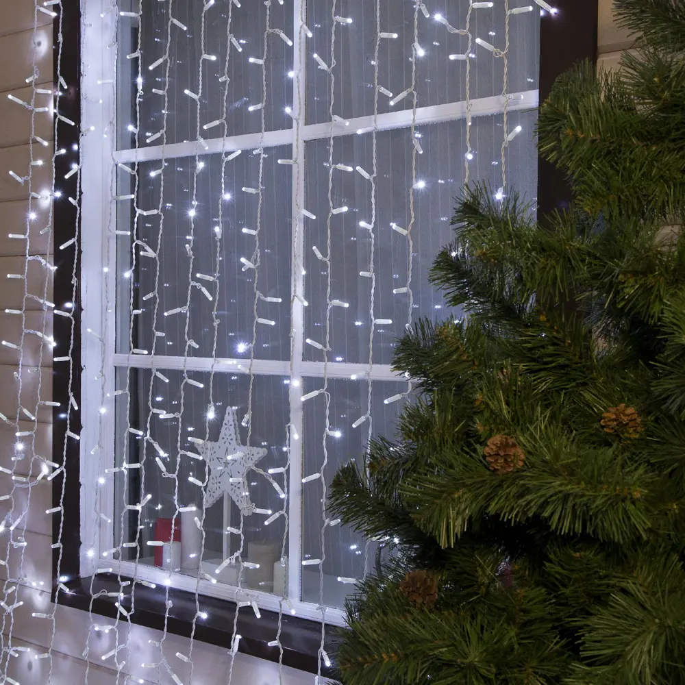 Фото Электрогирлянда универсальная Luazon lighting 3584279 занавес 2x2 м 1800 ламп холодный белый 1 режим работы Фото Электрогирлянда универсальная Luazon lighting 3584279 занавес 2x2 м 1800 ламп холодный белый 1 режим работы