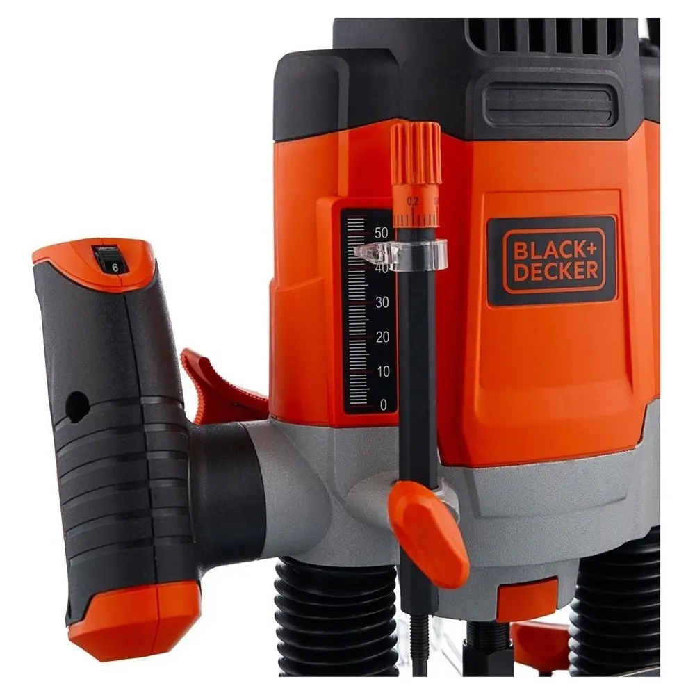 Фото 9 Фрезер сетевой универсальный Black+Decker KW1200EKA, 1200 Вт Фото 9 Фрезер сетевой универсальный Black+Decker KW1200EKA, 1200 Вт