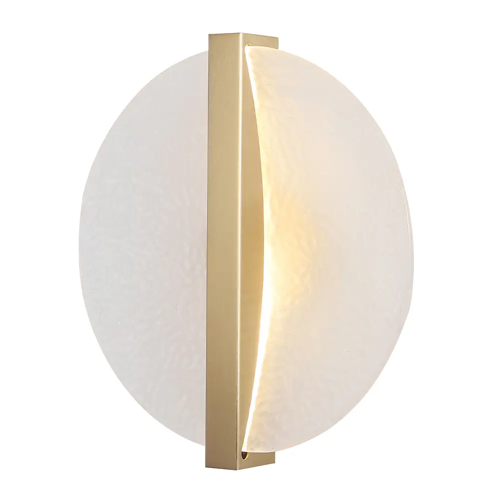 Фото Настенный светильник светодиодный Crystal Lux Agosto ap5w brass теплый белый (желтый) свет цвет белый/латунь Фото Настенный светильник светодиодный Crystal Lux Agosto ap5w brass теплый белый (желтый) свет цвет белый/латунь