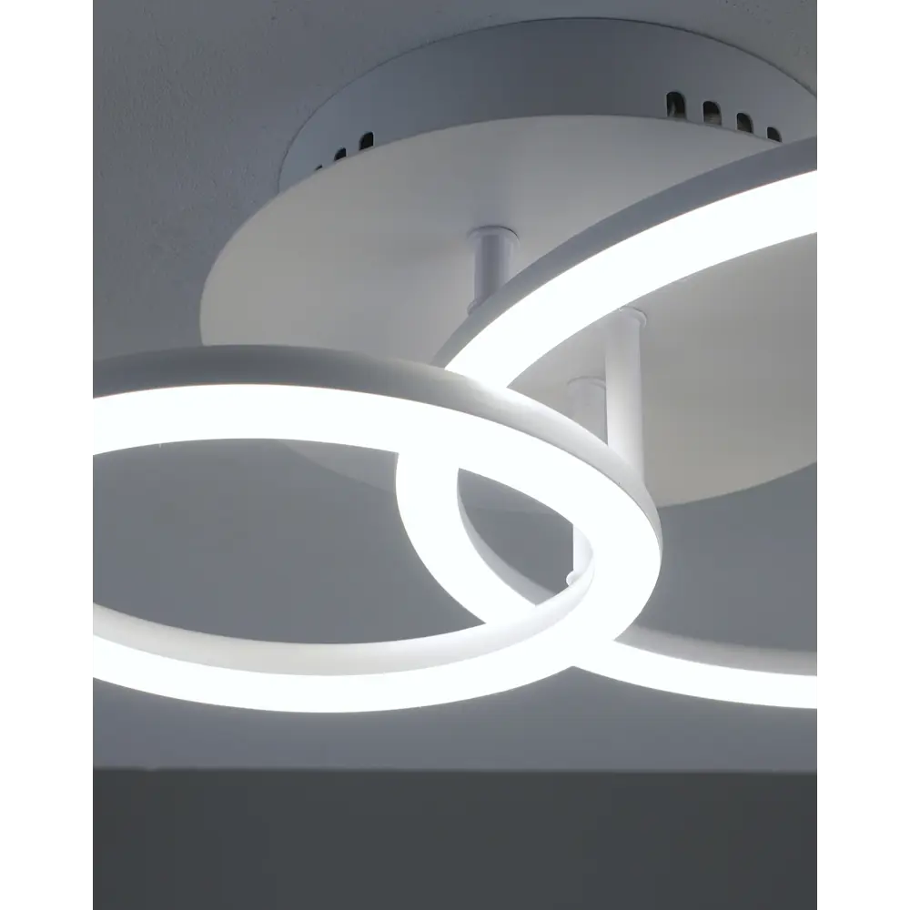 Фото 4 Люстра потолочная светодиодная Moderli Lighty V10986-cl 10 м² нейтральный белый свет цвет белый Фото 4 Люстра потолочная светодиодная Moderli Lighty V10986-cl 10 м² нейтральный белый свет цвет белый