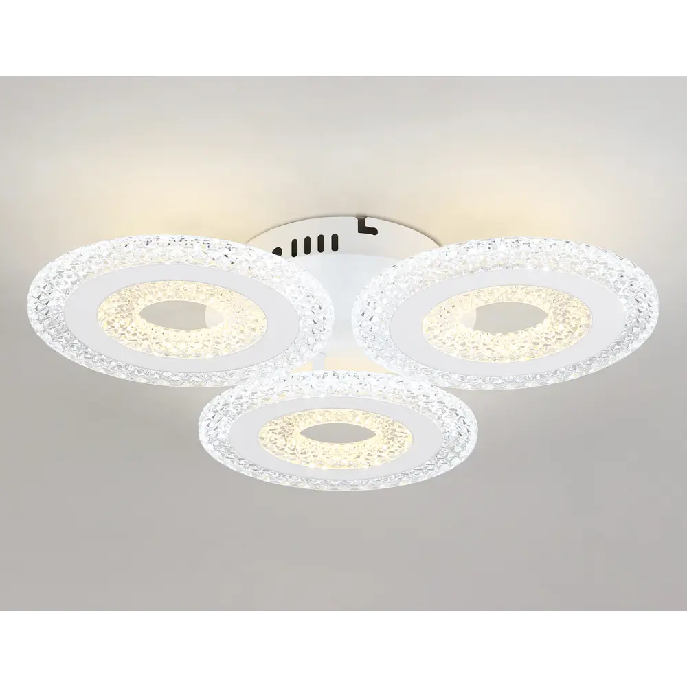 Фото 3 Люстра потолочная светодиодная Ambrella Light AMBR_FA4001 Acrylica с пультом управления 18 м² регулируемый белый свет цвет белый Фото 3 Люстра потолочная светодиодная Ambrella Light AMBR_FA4001 Acrylica с пультом управления 18 м² регулируемый белый свет цвет белый