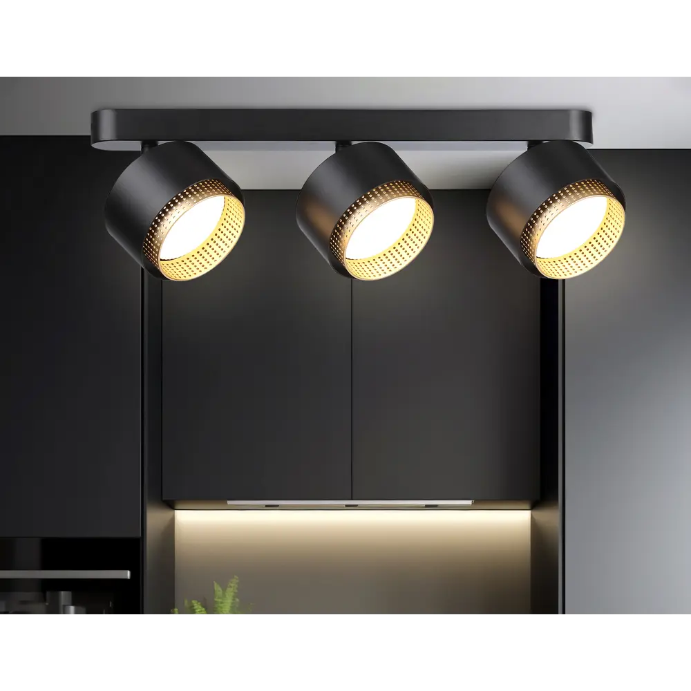 Фото 6 Спот поворотный Ambrella light Ambr_tn71295 3 лампы GX53 2 м² цвет черный Фото 6 Спот поворотный Ambrella light Ambr_tn71295 3 лампы GX53 2 м² цвет черный