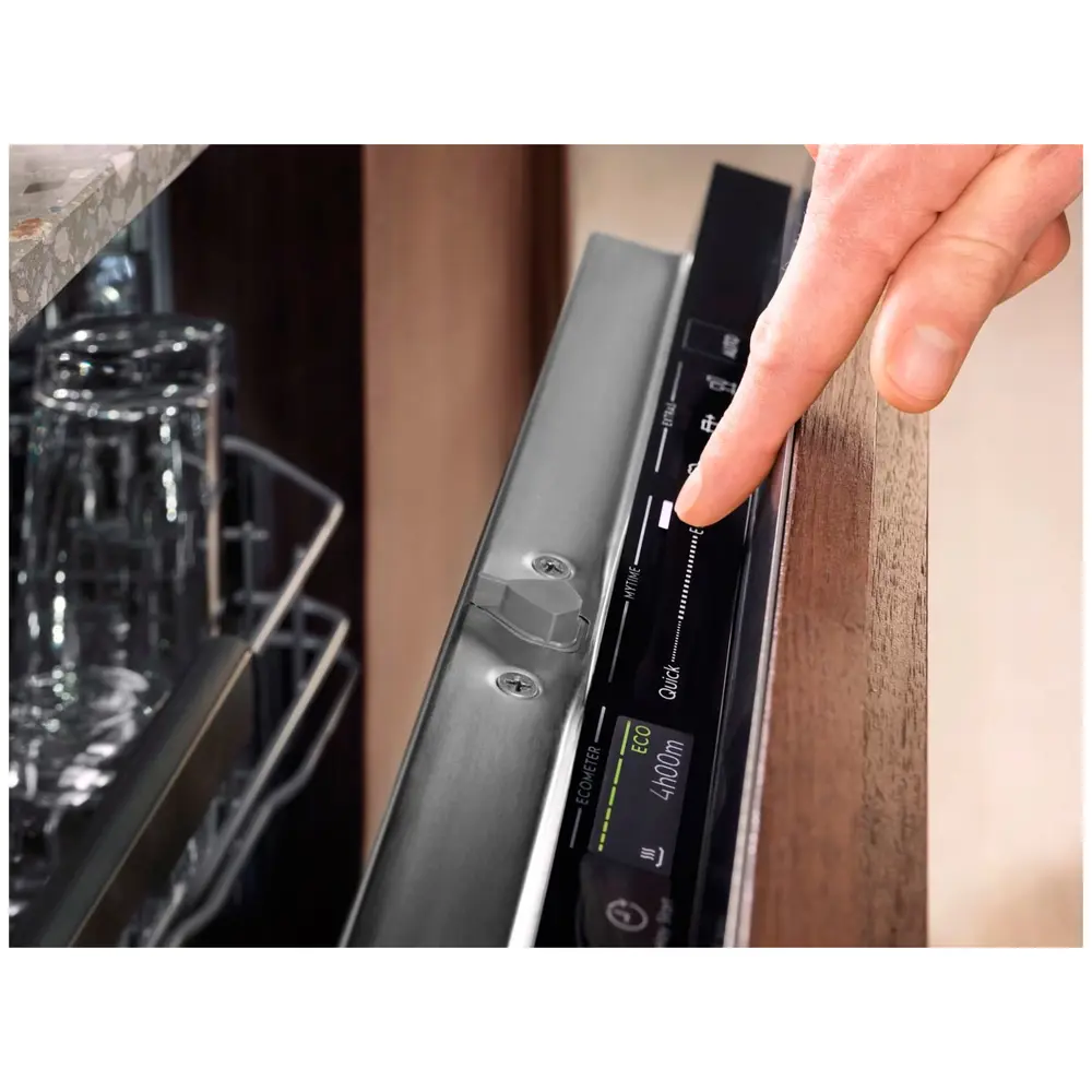 Фото 3 Встраиваемая посудомоечная машина Electrolux EES47320L 59.6 см 8 программ цвет белый Фото 3 Встраиваемая посудомоечная машина Electrolux EES47320L 59.6 см 8 программ цвет белый
