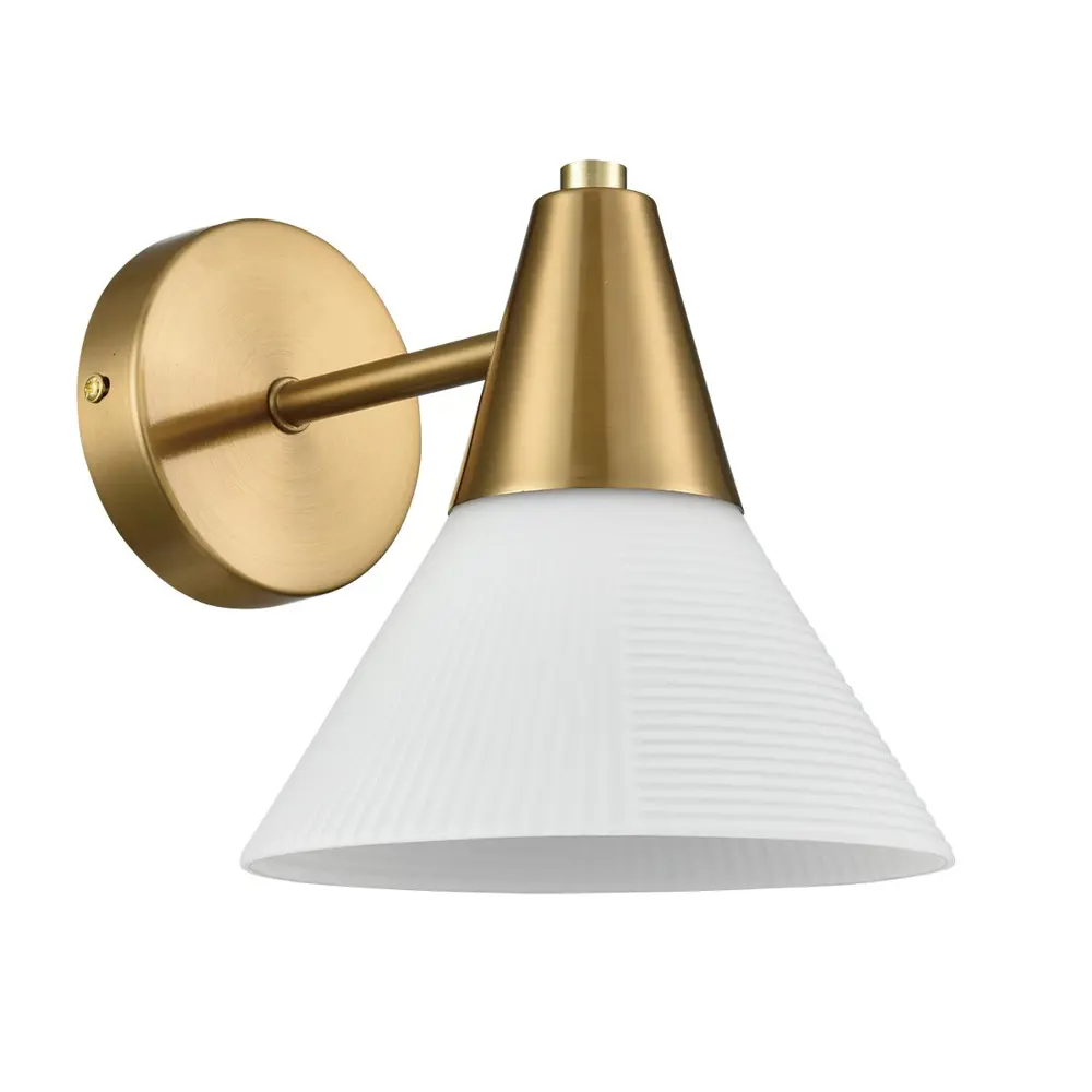 Фото Настенный светильник Lumion Moderni 8113/1w цвет золотистый Фото Настенный светильник Lumion Moderni 8113/1w цвет золотистый