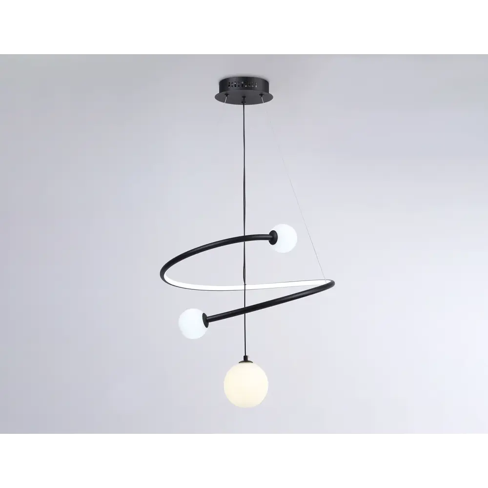Фото 7 Светильник подвесной светодиодная Ambrella light Fl66303 с пультом управления 12 м² нейтральный белый свет цвет черный Фото 7 Светильник подвесной светодиодная Ambrella light Fl66303 с пультом управления 12 м² нейтральный белый свет цвет черный