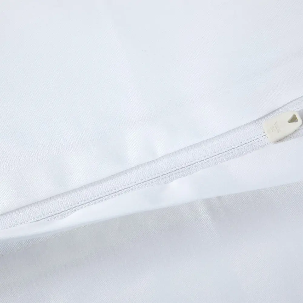 Фото 5 Комплект постельного белья двуспальный Boss Linea White 33304 с пододеяльником 200х200 см сатин Фото 5 Комплект постельного белья двуспальный Boss Linea White 33304 с пододеяльником 200х200 см сатин