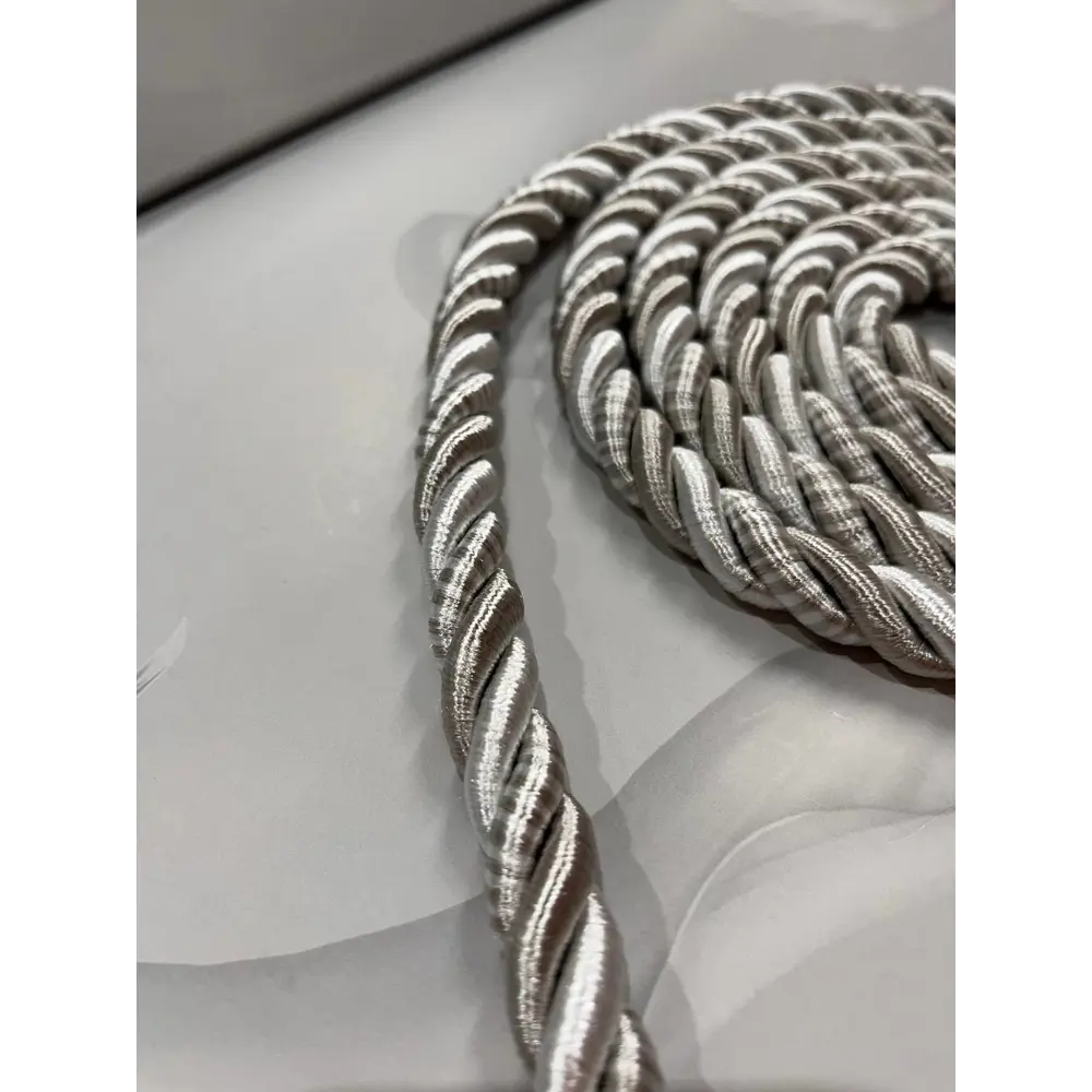 Фото 2 Канат декоративный витой для натяжных потолков Idealtex 15Ш-18-3.2, 15x18мм 1 шт, цвет серый Фото 2 Канат декоративный витой для натяжных потолков Idealtex 15Ш-18-3.2, 15x18мм 1 шт, цвет серый