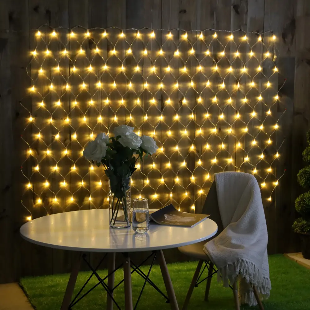 Фото Электрогирлянда универсальная Luazon lighting 2361694 сеть 2x2 м 192 ламп теплый белый 1 режим работы Фото Электрогирлянда универсальная Luazon lighting 2361694 сеть 2x2 м 192 ламп теплый белый 1 режим работы