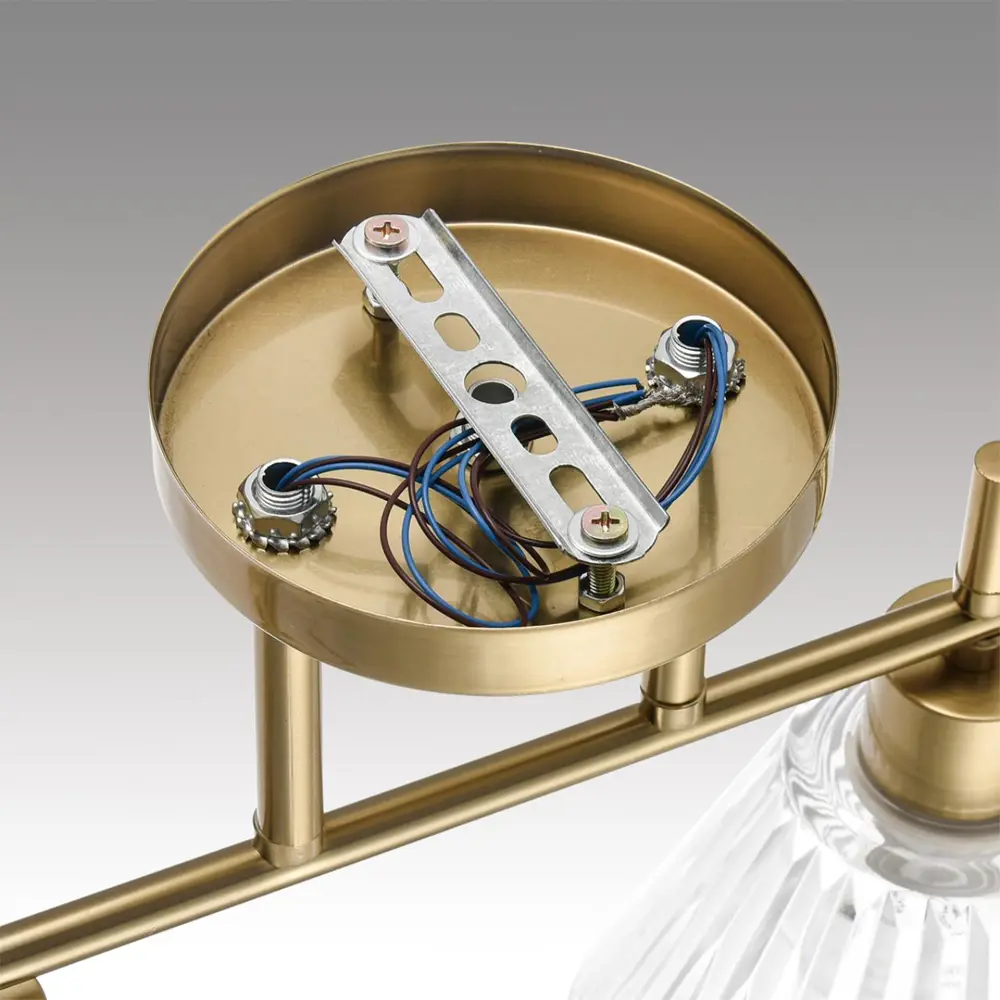 Фото 2 Люстра подвесная Lumion Comfi 8188/4c 4 лампы 8 м² цвет латунь Фото 2 Люстра подвесная Lumion Comfi 8188/4c 4 лампы 8 м² цвет латунь