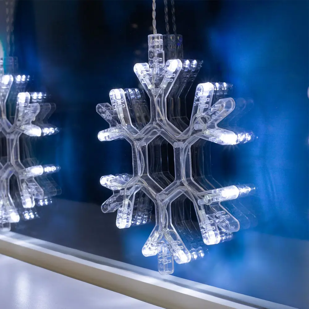 Фото 9 Электрогирлянда комнатная Luazon lighting 2361714 бахрома 2.4x2.4 м 150 ламп холодный белый 8 режимов работы Фото 9 Электрогирлянда комнатная Luazon lighting 2361714 бахрома 2.4x2.4 м 150 ламп холодный белый 8 режимов работы