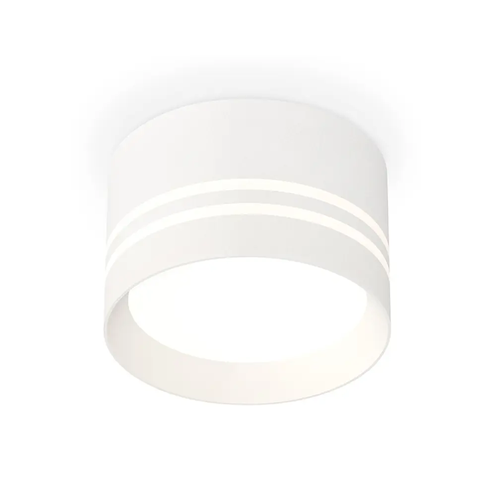 Фото Светильник точечный накладной Ambrella light Xs8101021 2 м² цвет белый Фото Светильник точечный накладной Ambrella light Xs8101021 2 м² цвет белый