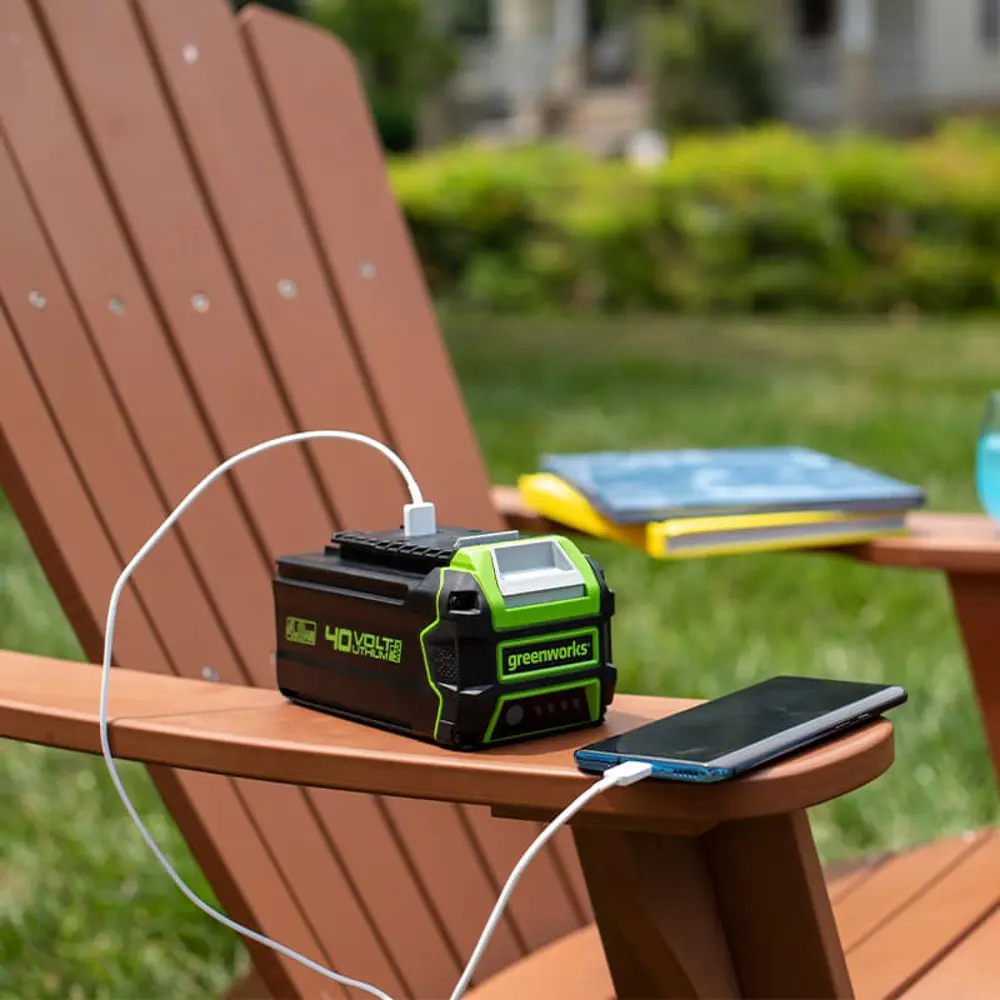 Фото 6 Аккумулятор Greenworks G40USB4, 40 В Li-Ion 4 Ач в комплекте с перчатками Фото 6 Аккумулятор Greenworks G40USB4, 40 В Li-Ion 4 Ач в комплекте с перчатками