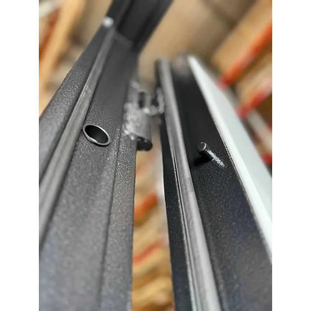 Фото 8 Входная дверь Foreman Foreman-F4 правый 205x86см цвет титан/белый матовый с зеркалом Фото 8 Входная дверь Foreman Foreman-F4 правый 205x86см цвет титан/белый матовый с зеркалом