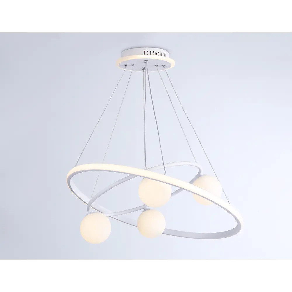 Фото 3 Светильник подвесной светодиодный Ambrella Light Comfort с пультом 11.21 м² регулируемый белый свет цвет белый/белый Фото 3 Светильник подвесной светодиодный Ambrella Light Comfort с пультом 11.21 м² регулируемый белый свет цвет белый/белый