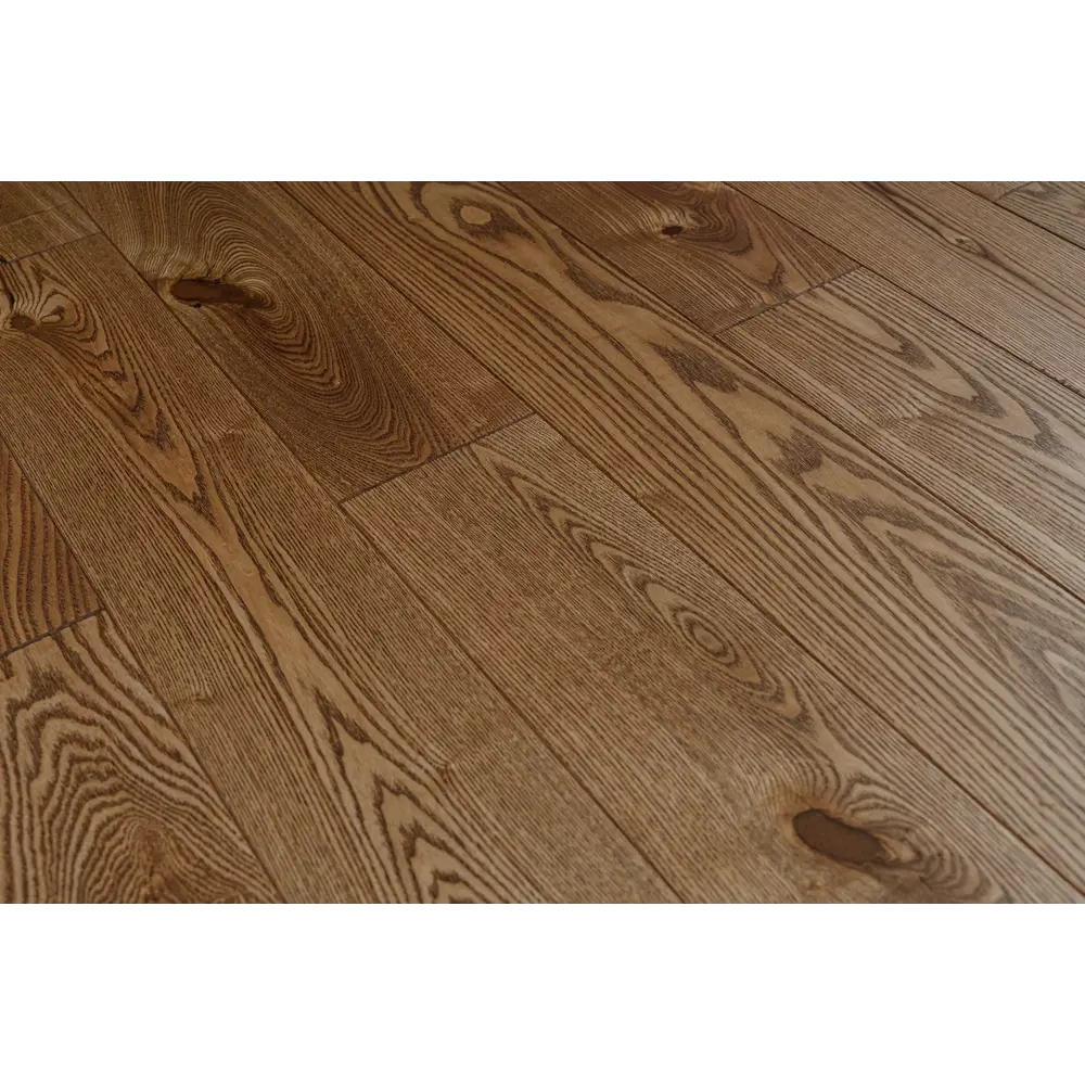 Фото 5 Паркетная доска Amber Wood Браш Ясень винтаж 21 класс толщина 14 мм с фаской 0.909 м², цена за упаковку Фото 5 Паркетная доска Amber Wood Браш Ясень винтаж 21 класс толщина 14 мм с фаской 0.909 м², цена за упаковку