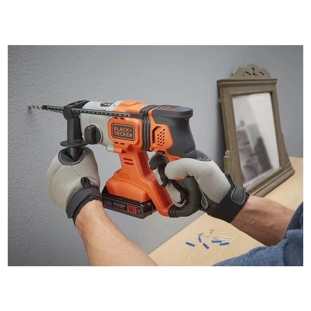 Фото 9 Перфоратор аккумуляторный SDS-plus Black&Decker BCD900B-XJ, 18 В Li, без АКБ и ЗУ, 1.2 Дж Фото 9 Перфоратор аккумуляторный SDS-plus Black&Decker BCD900B-XJ, 18 В Li, без АКБ и ЗУ, 1.2 Дж