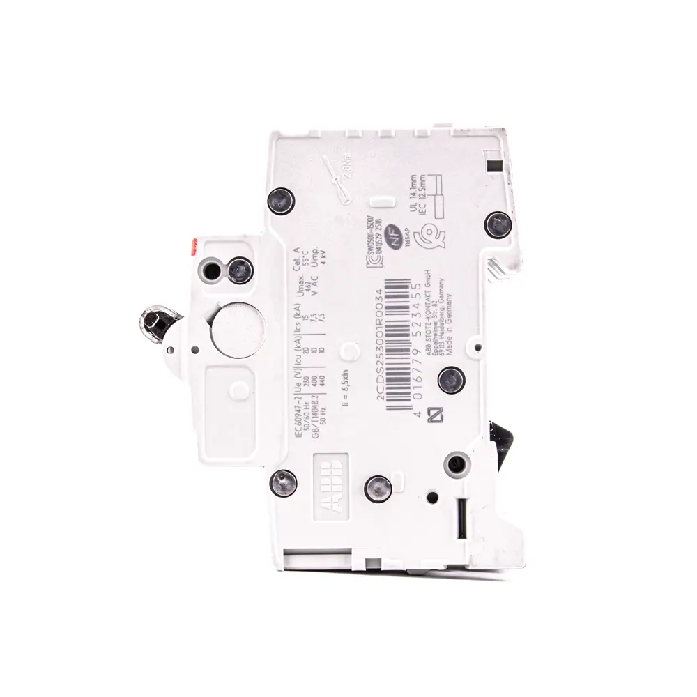 Фото 4 Автоматический выключатель ABB S203 3P C3 А 6 кА 2CDS253001R0034 Фото 4 Автоматический выключатель ABB S203 3P C3 А 6 кА 2CDS253001R0034