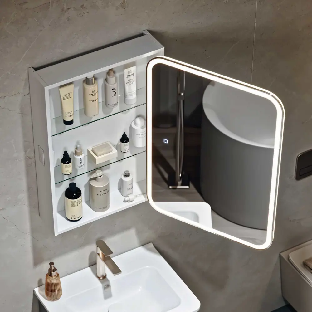 Фото Зеркальный шкаф в ванную Alavann Cosmetic Light 50x75 см с приближением и подсветкой Фото Зеркальный шкаф в ванную Alavann Cosmetic Light 50x75 см с приближением и подсветкой