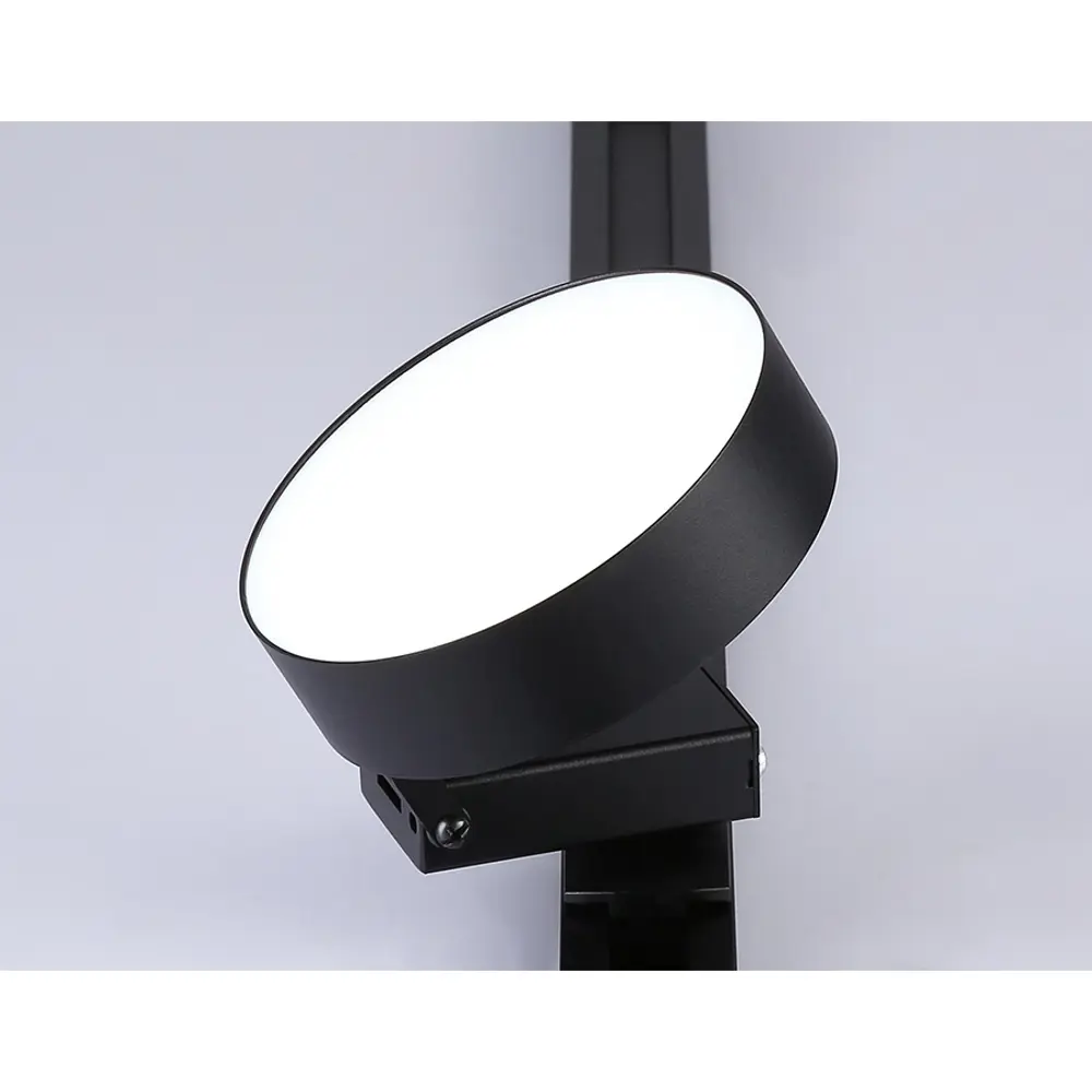 Фото 9 Трековый светильник спот светодиодный Ambrella light Gl6842 15 Вт 2 м² цвет черный Фото 9 Трековый светильник спот светодиодный Ambrella light Gl6842 15 Вт 2 м² цвет черный