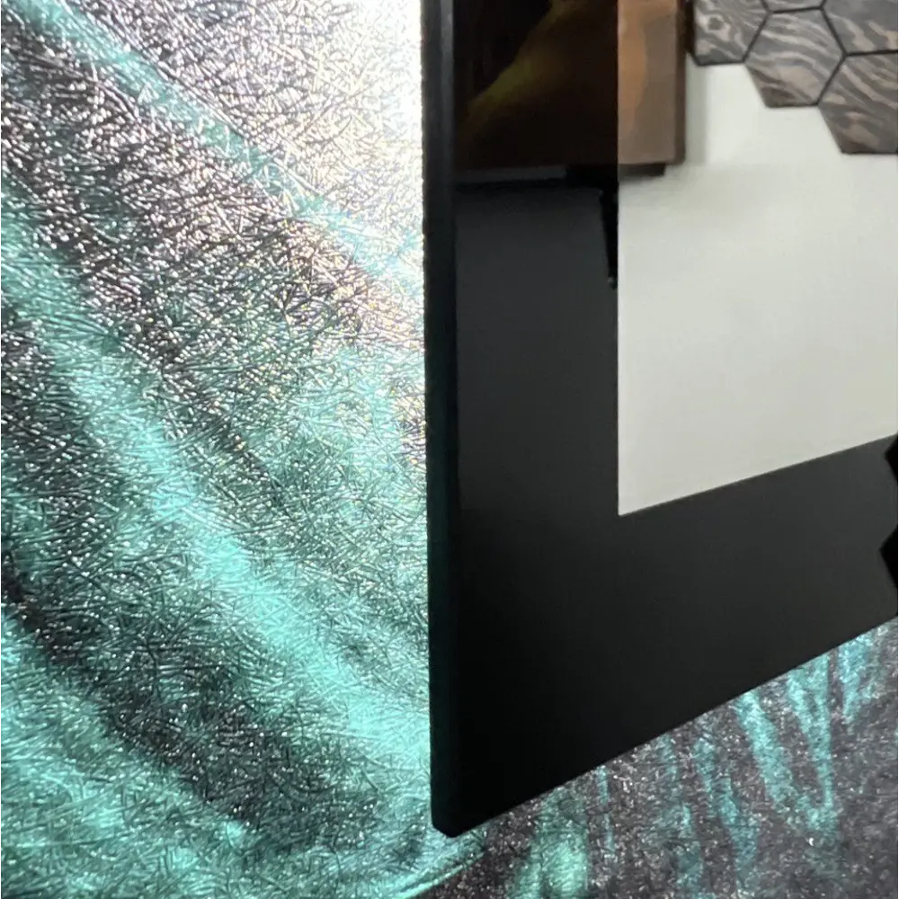 Фото 2 Зеркало для ванной Alfa mirrors Екатерина в раме 86 Ek-86AVzVh-ram черный с подсветкой 80x60см Фото 2 Зеркало для ванной Alfa mirrors Екатерина в раме 86 Ek-86AVzVh-ram черный с подсветкой 80x60см