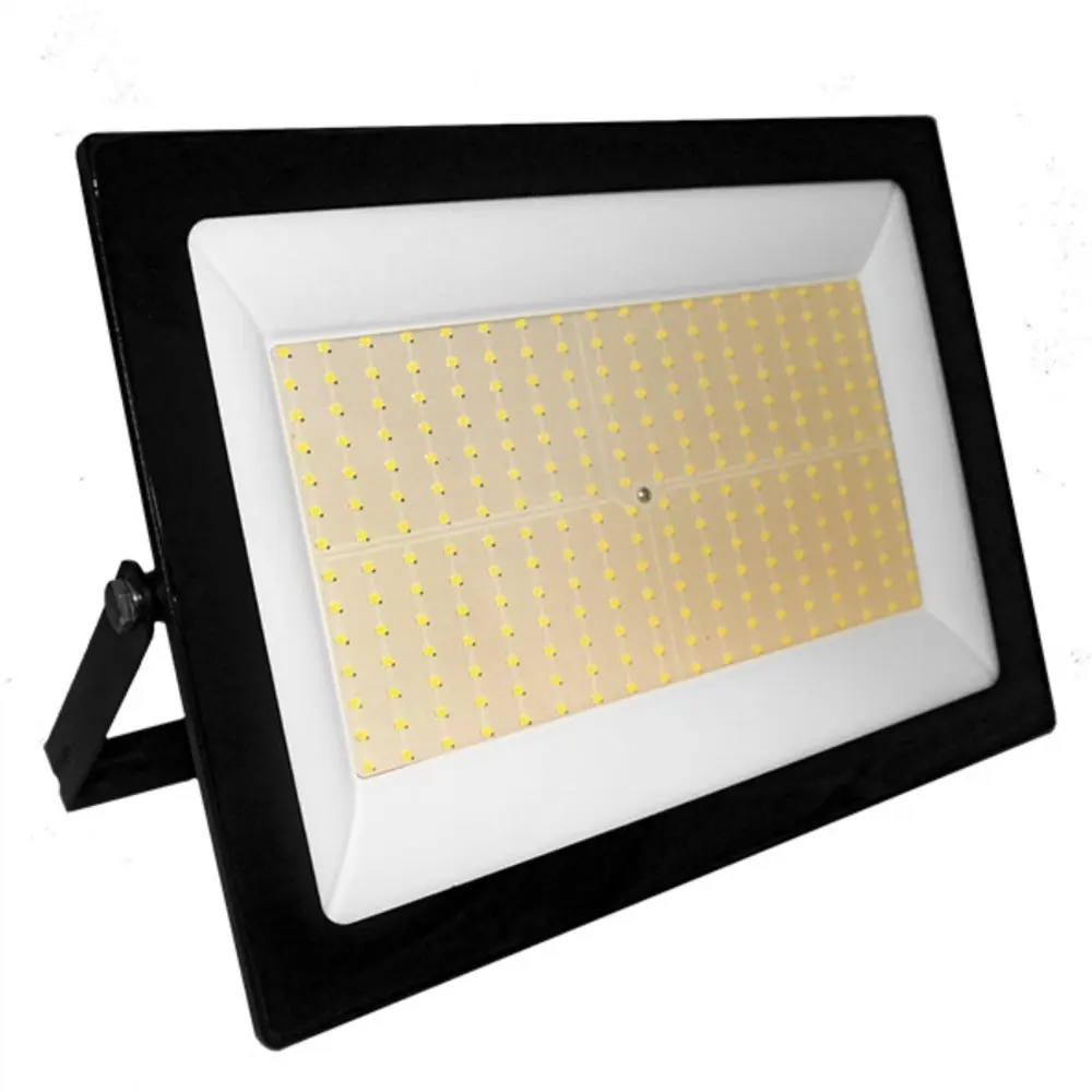 Фото Прожектор светодиодный уличный Foton lighting 616371-1 400 Вт 4200 К IP65 нейтральный белый свет Фото Прожектор светодиодный уличный Foton lighting 616371-1 400 Вт 4200 К IP65 нейтральный белый свет
