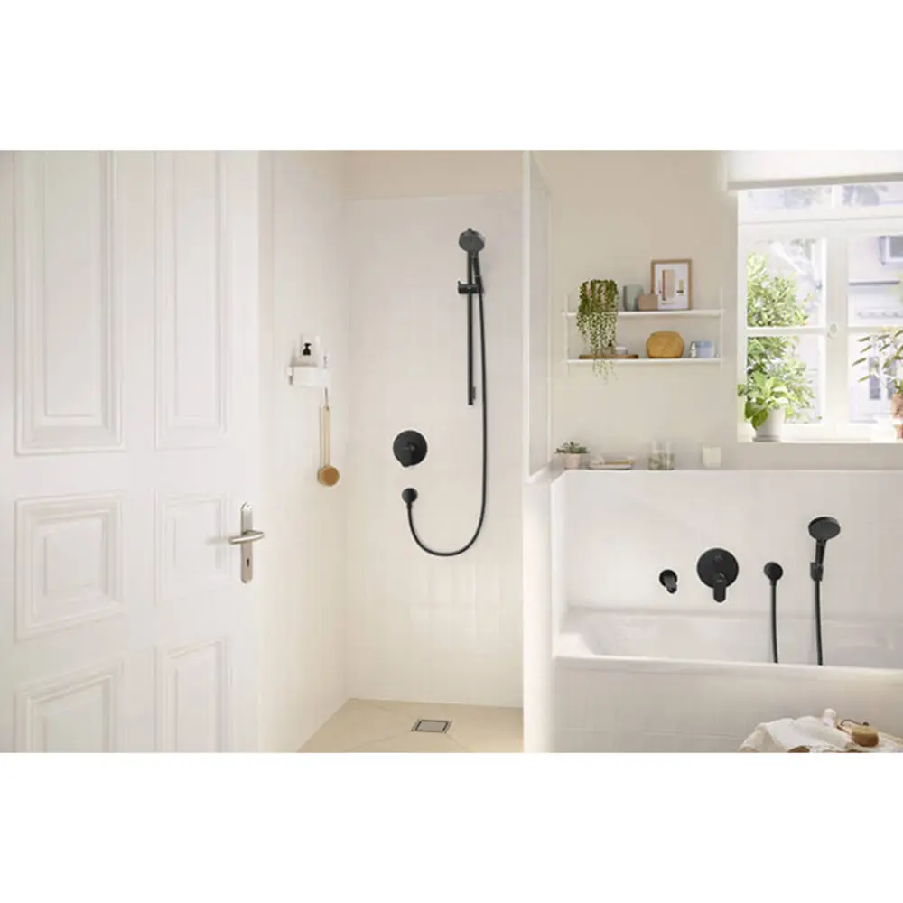 Фото 5 Смеситель для ванны Hansgrohe 72466670 однорычажный цвет черный матовый Фото 5 Смеситель для ванны Hansgrohe 72466670 однорычажный цвет черный матовый