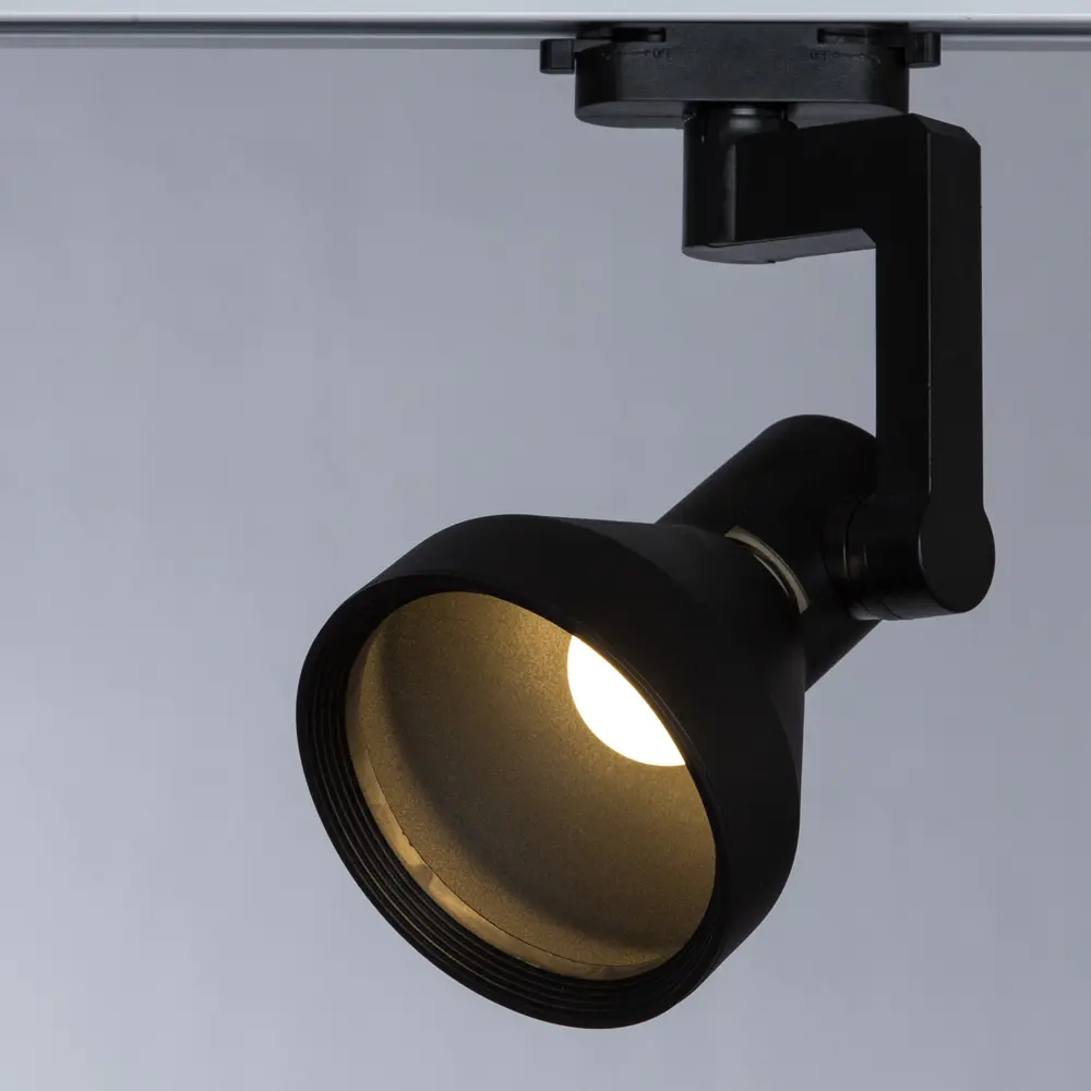 Фото Трековый светильник спот под лампу Gu10 Arte lamp A5106pl-1bk однофазный цвет черный Фото Трековый светильник спот под лампу Gu10 Arte lamp A5106pl-1bk однофазный цвет черный