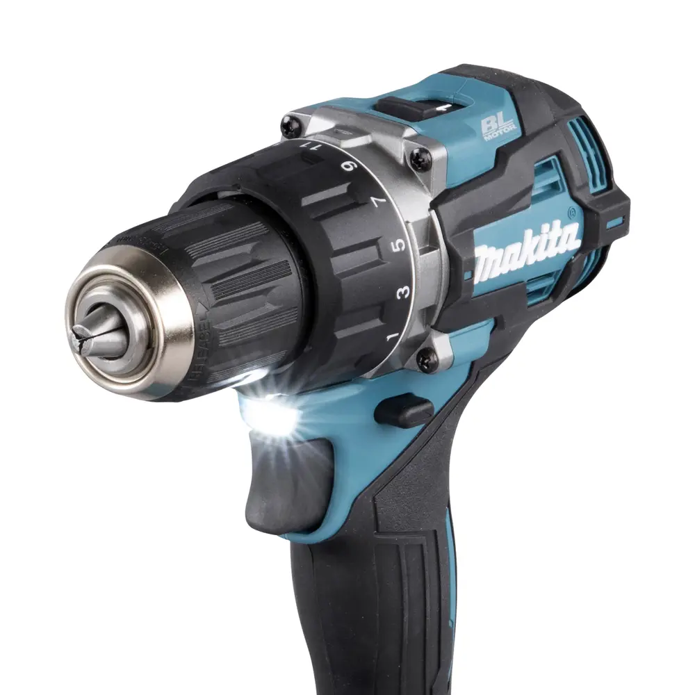 Фото 3 Дрель-шуруповерт аккумуляторная бесщеточная Makita XGT DF002GZ, 40 Вт Li-Ion без АКБ и ЗУ Фото 3 Дрель-шуруповерт аккумуляторная бесщеточная Makita XGT DF002GZ, 40 Вт Li-Ion без АКБ и ЗУ
