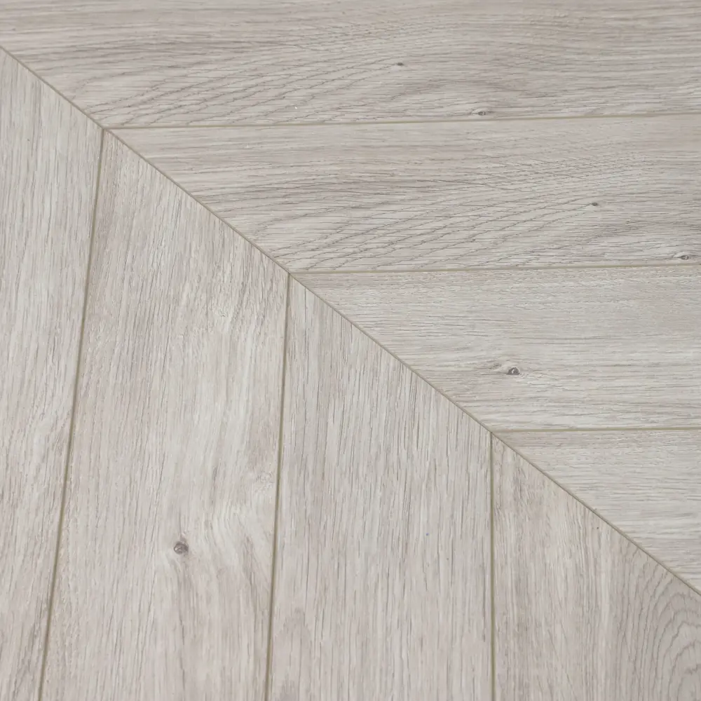 Фото 3 Ламинат Woodstyle Chevron CH150.2 Дуб Шафт 34 класс толщина 12 мм с фаской 1.971 м², цена за упаковку Фото 3 Ламинат Woodstyle Chevron CH150.2 Дуб Шафт 34 класс толщина 12 мм с фаской 1.971 м², цена за упаковку
