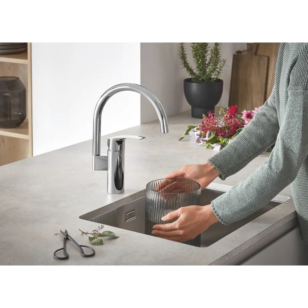 Фото 4 Смеситель для ванны Grohe 33202003 однорычажный цвет хром Фото 4 Смеситель для ванны Grohe 33202003 однорычажный цвет хром