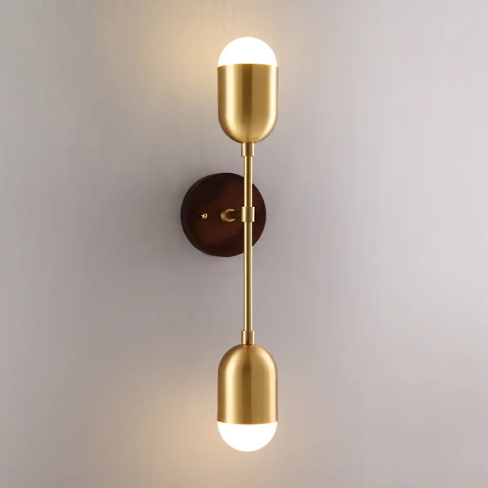 Фото Настенный светильник Imperiumloft Chris b brass 209123-23 цвет коричневый Фото Настенный светильник Imperiumloft Chris b brass 209123-23 цвет коричневый
