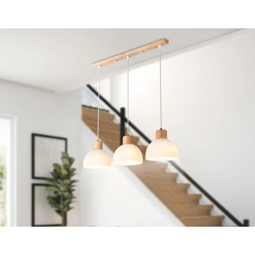 Фото 8 Светильник подвесной Ambrella Light Traditional Ambr_tr83135 3 лампы 4.71 м² цвет белый/светлое дерево Фото 8 Светильник подвесной Ambrella Light Traditional Ambr_tr83135 3 лампы 4.71 м² цвет белый/светлое дерево