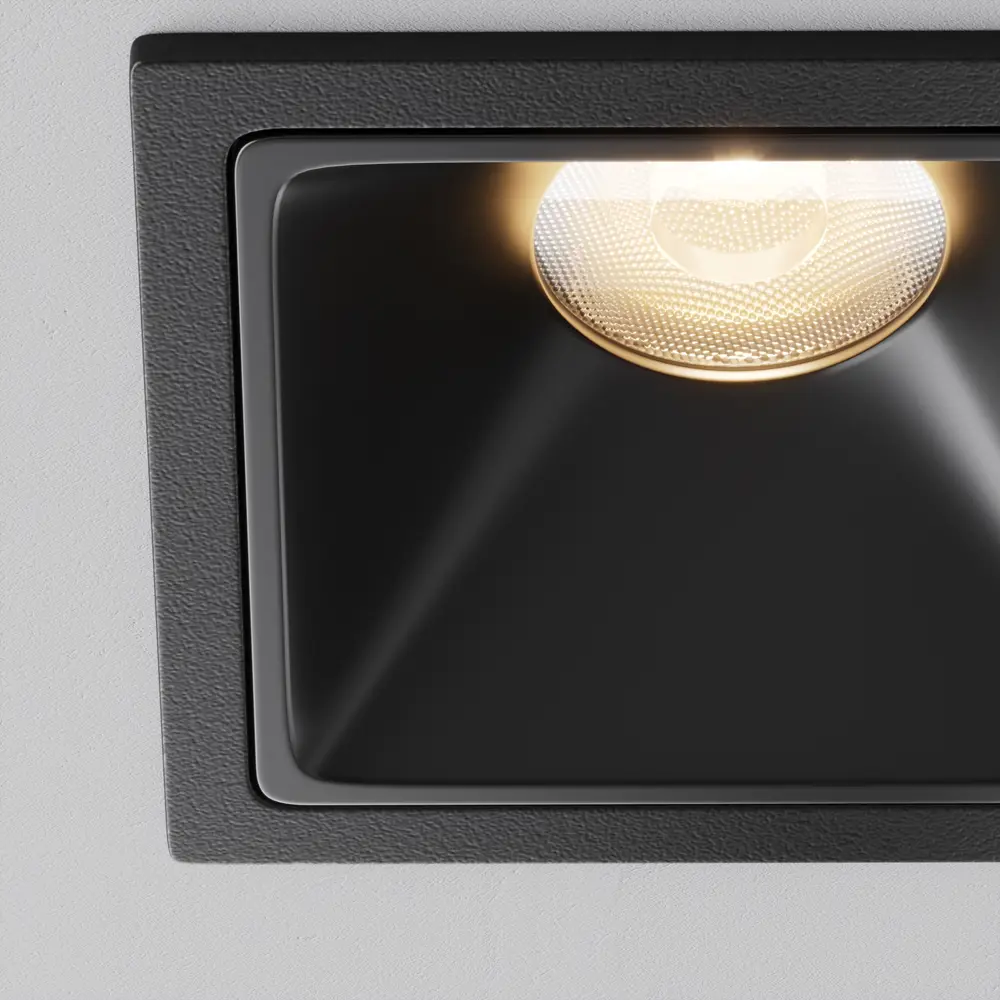 Фото 2 Светильник точечный встраиваемый светодиодный Maytoni Alfa led Dl043-01-10w3k-sq-b-1 под отверстие 55 мм 10 Вт теплый белый (желтый) свет цвет черный Фото 2 Светильник точечный встраиваемый светодиодный Maytoni Alfa led Dl043-01-10w3k-sq-b-1 под отверстие 55 мм 10 Вт теплый белый (желтый) свет цвет черный