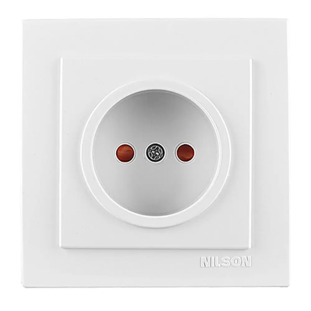 Фото Розетка встраиваемая Nilson Touran 24111016 со шторками цвет белый 3 шт. Фото Розетка встраиваемая Nilson Touran 24111016 со шторками цвет белый 3 шт.