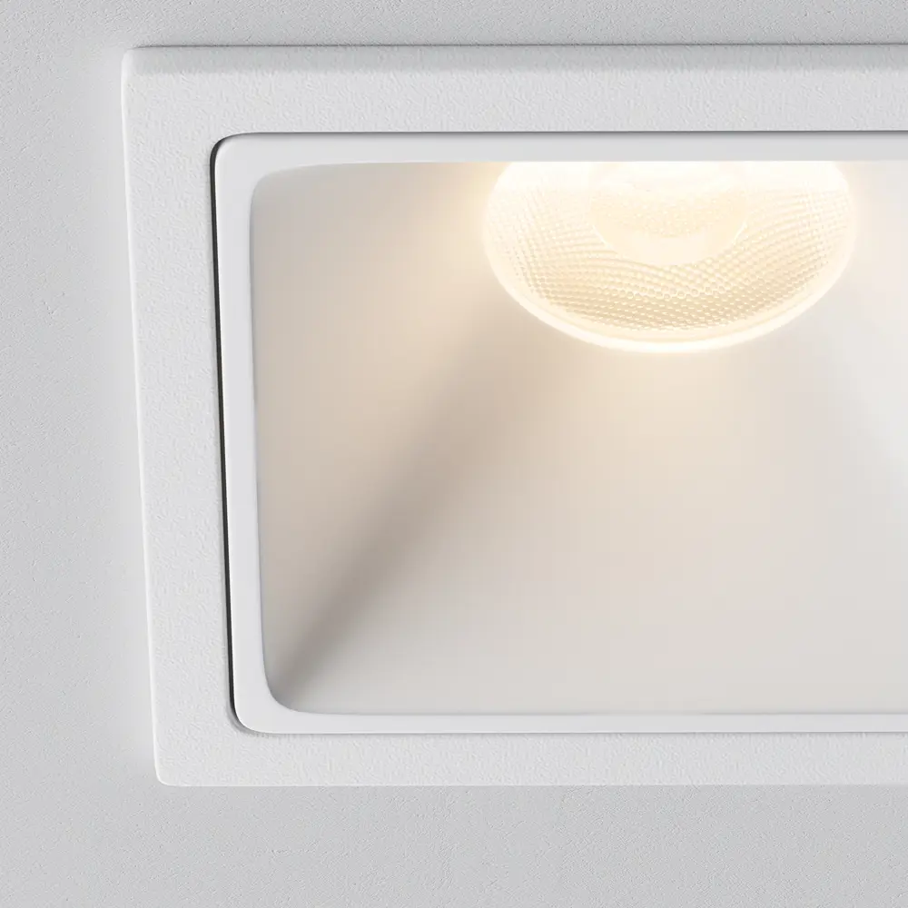 Фото 2 Светильник точечный встраиваемый светодиодный Maytoni Alfa led Dl043-01-10w3k-sq-w-1 под отверстие 55 мм 10 Вт теплый белый (желтый) свет цвет белый Фото 2 Светильник точечный встраиваемый светодиодный Maytoni Alfa led Dl043-01-10w3k-sq-w-1 под отверстие 55 мм 10 Вт теплый белый (желтый) свет цвет белый